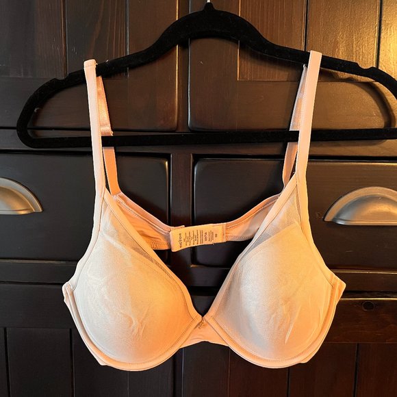 Cream Bra - Picture 1 of 3